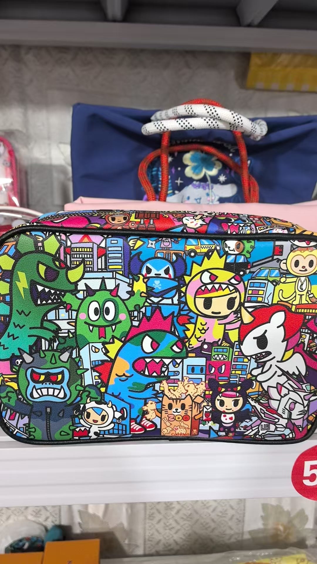 Fill the box and enjoy your shopping!